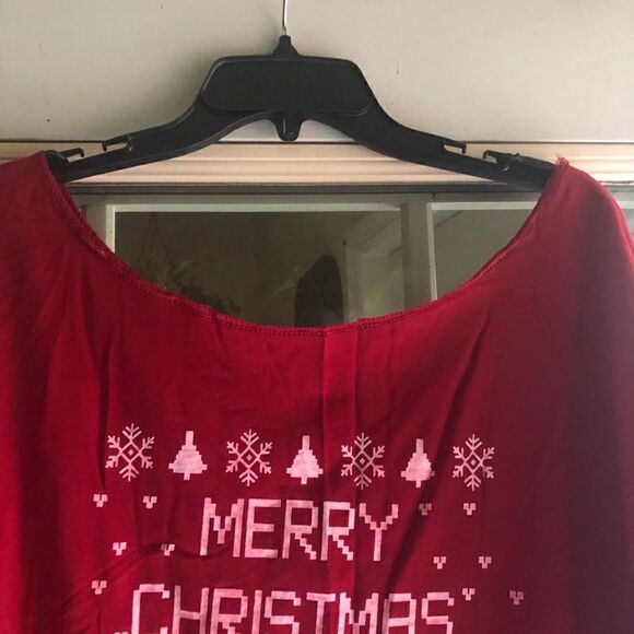 Christmas sweatshirt  - Picture 3 of 4